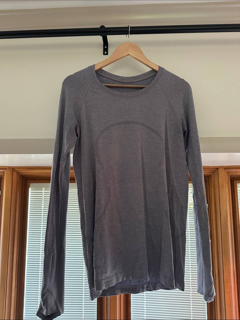 lululemon athletica Heather Gray Crew Neck Long Sleeve Top